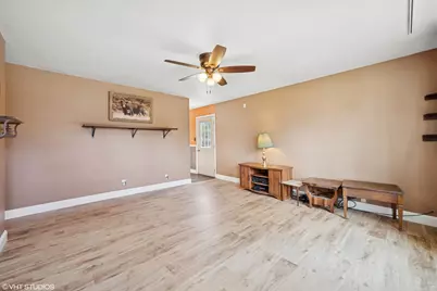 805 Henry Street, Michigan City, IN 46360 - Photo 2