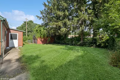 805 Henry Street, Michigan City, IN 46360 - Photo 10