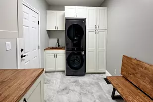 513 Kinsale Ct, Valparaiso, IN 46385 - Photo 12