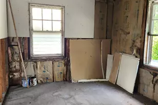 627 Tennessee St, Gary, IN 46402 - Photo 4