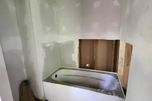 627 Tennessee St, Gary, IN 46402 - Photo 20