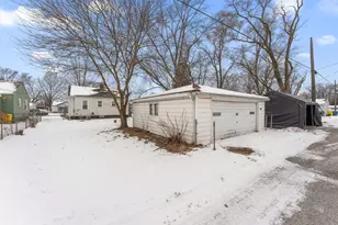 139 N Indiana St, Griffith, IN 46319 - Photo 18