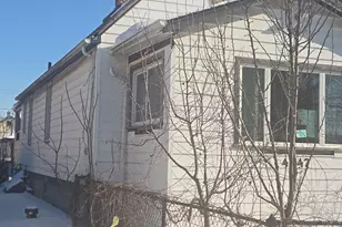 4747 Cedar Ave, Hammond, IN 46327 - Photo 2