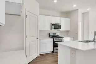 7866 W 106th Pl, Saint John, IN 46373 - Photo 10