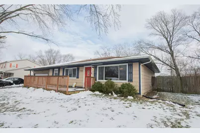 763 Timberline Pkwy, Valparaiso, IN 46385 - Photo 1