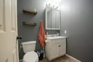 763 Timberline Pkwy, Valparaiso, IN 46385 - Photo 8