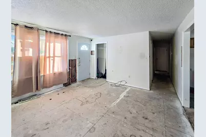 4820 E 26th Avenue, Lake Station, IN 46405 - Photo 4