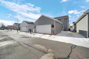 12728 Ellsworth St, Crown Point, IN 46307 - Photo 30