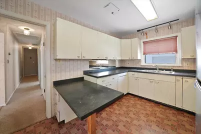 1418 Del Vista Drive, Valparaiso, IN 46385 - Photo 6