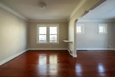 7532 Jefferson Avenue, Hammond, IN 46324 - Photo 4