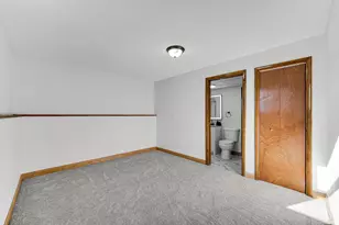 9220 Wildwood Dr, Highland, IN 46322 - Photo 24