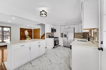 9220 Wildwood Drive, Highland, IN 46322 - Photo 4