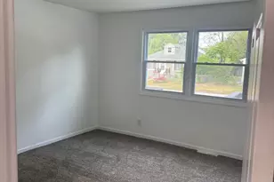 2714 Floyd St, Lake Station, IN 46405 - Photo 4