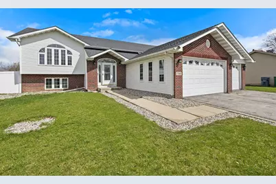 7540 W 92nd Avenue, Crown Point, IN 46307 - Photo 2