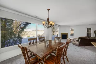 11010 Beacon Ct, Saint John, IN 46373 - Photo 8