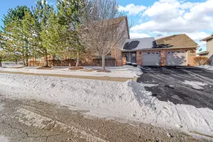 11010 Beacon Ct, Saint John, IN 46373 - Photo 2