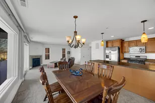 11010 Beacon Ct, Saint John, IN 46373 - Photo 6