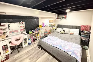 140 N Linda St, Hobart, IN 46342 - Photo 18