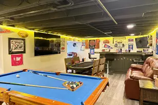 140 N Linda St, Hobart, IN 46342 - Photo 6