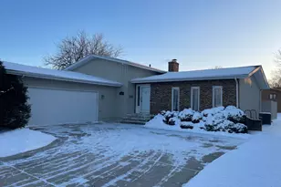 1118 Fran-lin Pkwy, Munster, IN 46321 - Photo 1