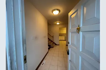 1118 Fran-Lin Pkwy, Munster, IN 46321 - Photo 2