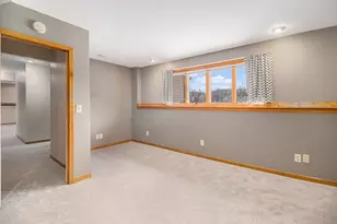 9082 Dallas Pl, Crown Point, IN 46307 - Photo 16