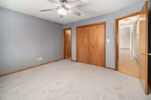 9082 Dallas Pl, Crown Point, IN 46307 - Photo 8