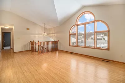 9082 Dallas Place, Crown Point, IN 46307 - Photo 4