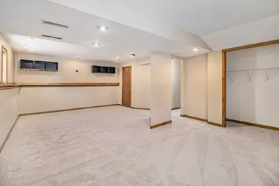 9082 Dallas Place, Crown Point, IN 46307 - Photo 14