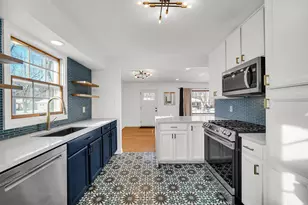 2631 Forest Park Dr, Dyer, IN 46311 - Photo 2