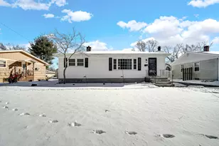 2631 Forest Park Dr, Dyer, IN 46311 - Photo 1