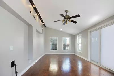 6327 Garfield Avenue, Hammond, IN 46324 - Photo 10