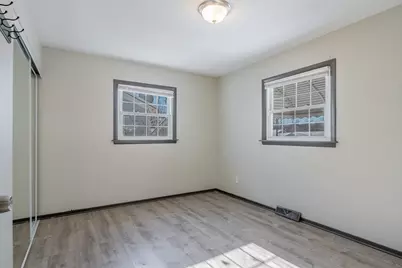 4110 Alabama Street, Hobart, IN 46342 - Photo 18