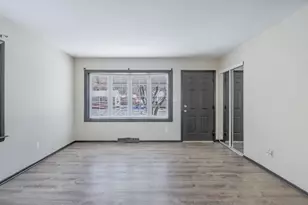 4110 Alabama St, Hobart, IN 46342 - Photo 8