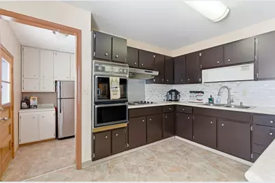 225 Dogwood Drive, Chesterton, IN 46304 - Photo 6