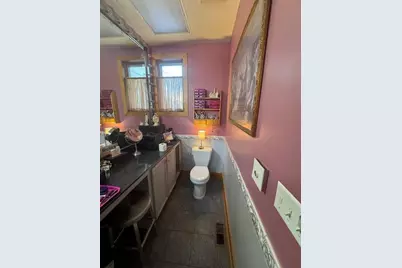 211 W 10th Street, Michigan City, IN 46360 - Photo 8