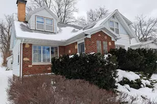 1210 Wabash St, Michigan City, IN 46360 - Photo 2