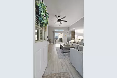 520 Pheasant Run Drive, Hobart, IN 46342 - Photo 4