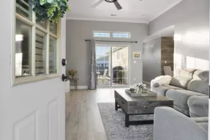 520 Pheasant Run Dr, Hobart, IN 46342 - Photo 4