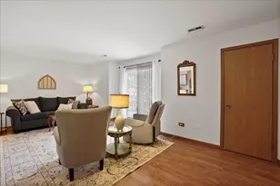 9512 Keilman St, Saint John, IN 46373 - Photo 6