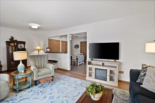 9512 Keilman St, Saint John, IN 46373 - Photo 8