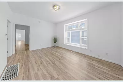 820 Brown Street, Valparaiso, IN 46383 - Photo 2