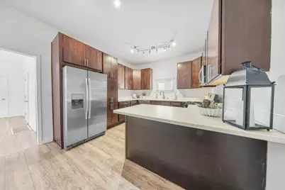 820 Brown Street, Valparaiso, IN 46383 - Photo 4