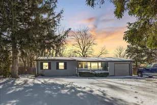 5471 W 78th Ln, Schererville, IN 46375 - Photo 1