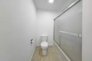 361 Locust St, Valparaiso, IN 46383 - Photo 10