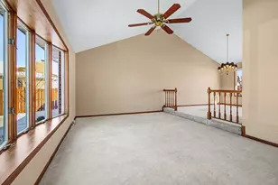 9679 E Oakridge Dr, Saint John, IN 46373 - Photo 4