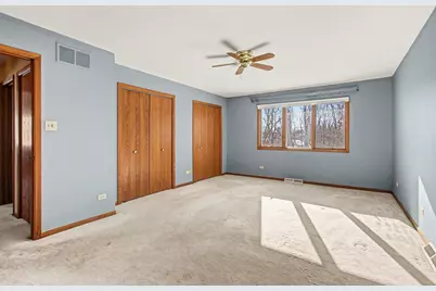 9679 E Oakridge Drive, Saint John, IN 46373 - Photo 14