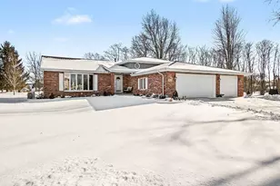 9679 E Oakridge Dr, Saint John, IN 46373 - Photo 38