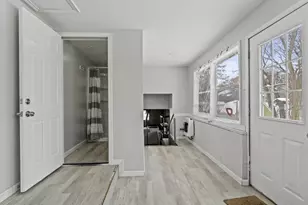 1401 Robin Rd, Valparaiso, IN 46383 - Photo 24