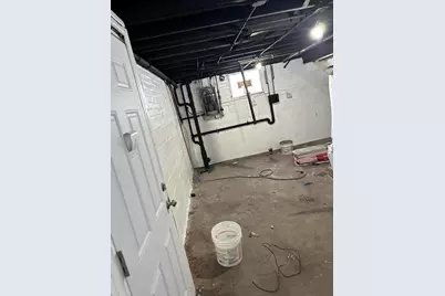 647 Vermont Street, Gary, IN 46402 - Photo 24